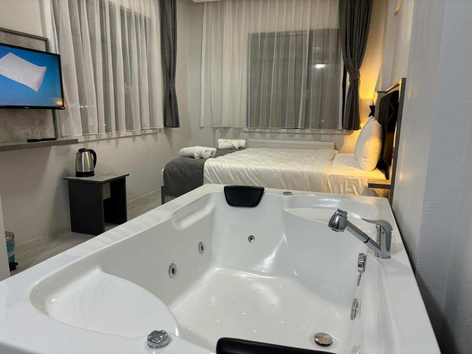 Bolu Pasa Hotel Bagian luar foto