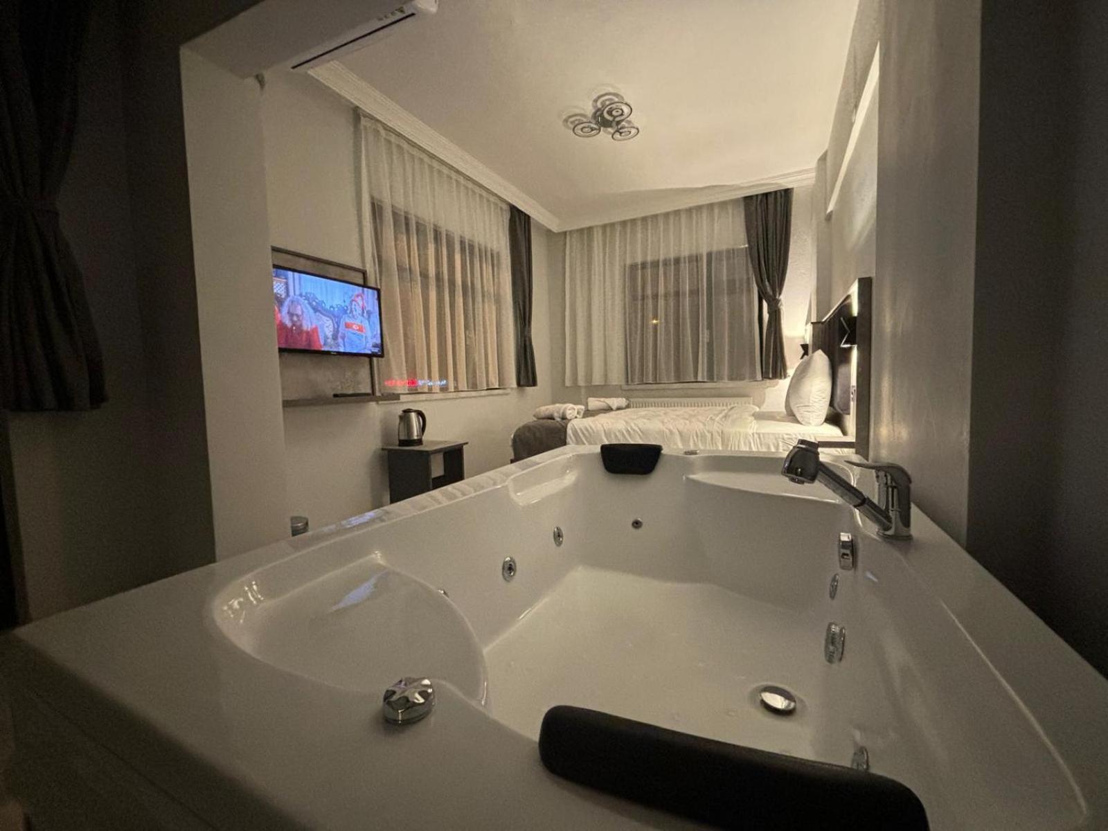 Bolu Pasa Hotel Bagian luar foto